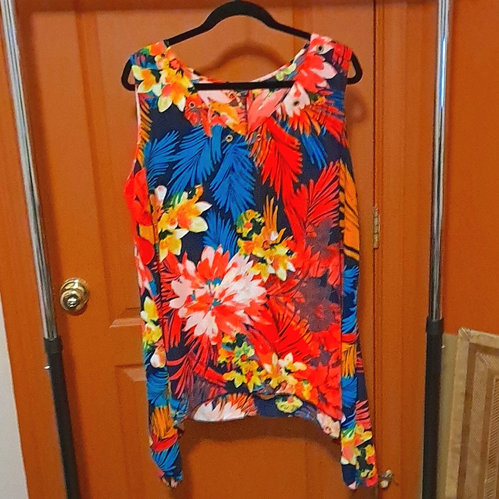 Unique Spectrum (Blouse)